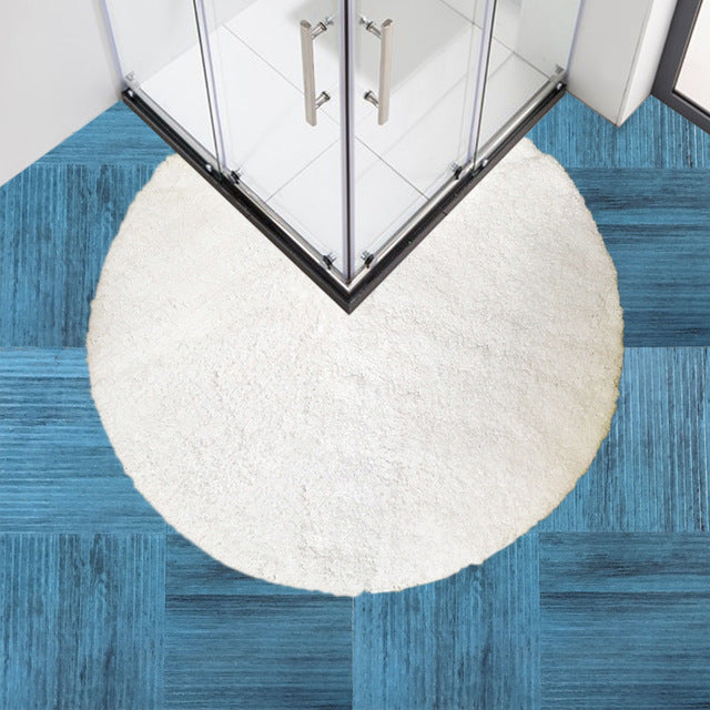 Tapis de bain pour douche d'angle blanc