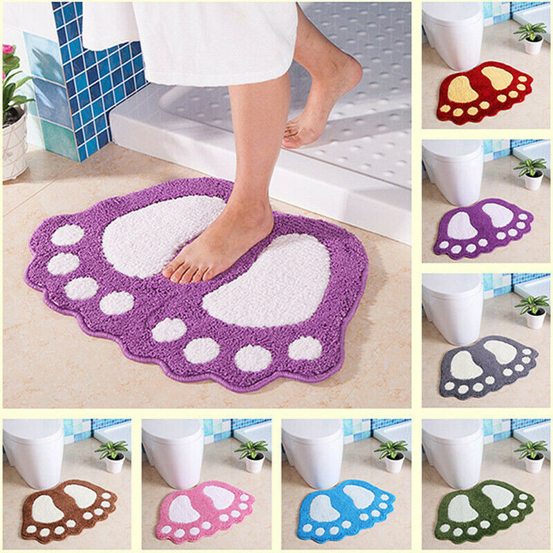 Liste de plusieurs tapis de bain en forme de pied
