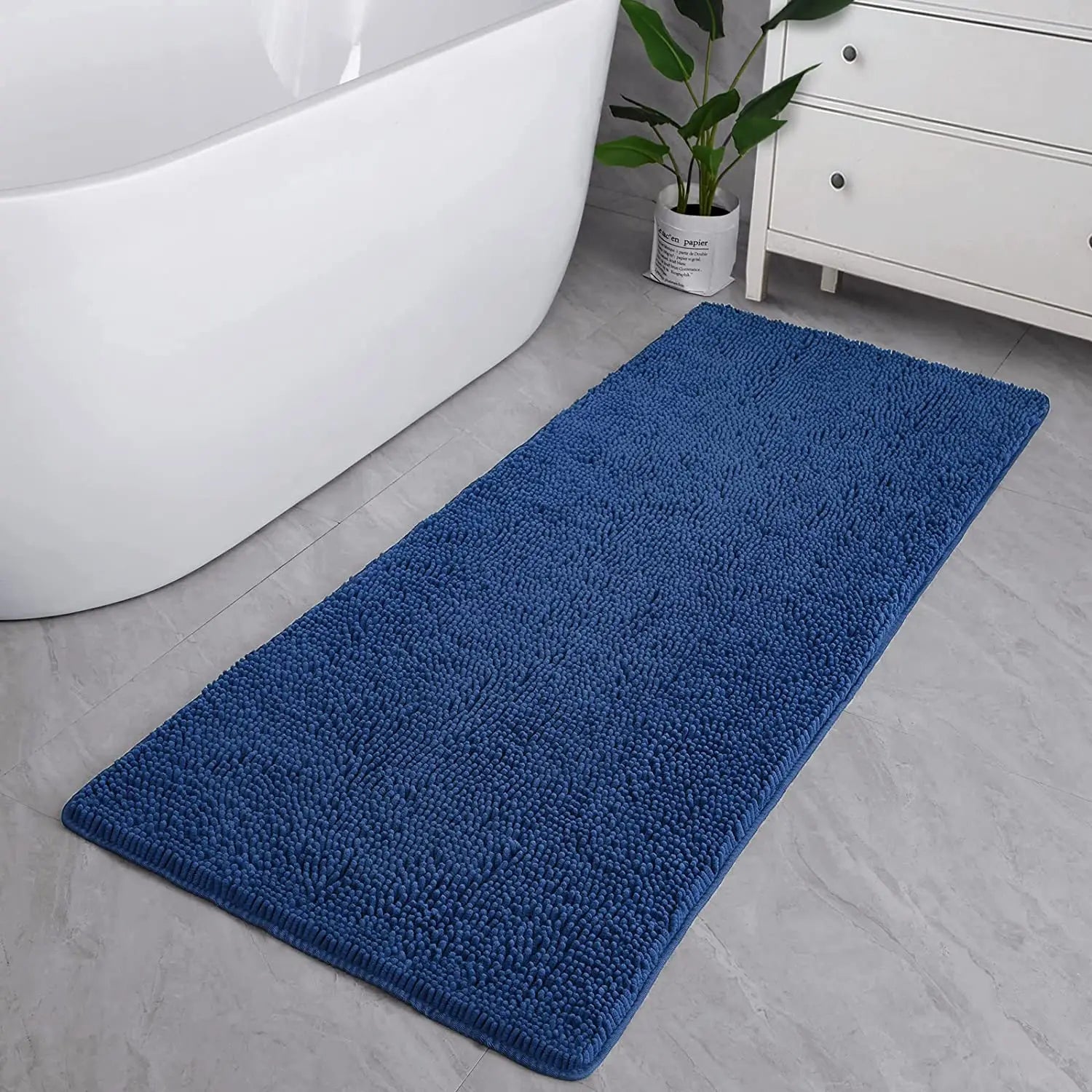 Grand tapis de bain bleu marine